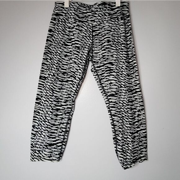 Calvin Klein Performance Quick Dry Cropped Zebra Casual Leggings Womens Size M - Picture 1 of 4